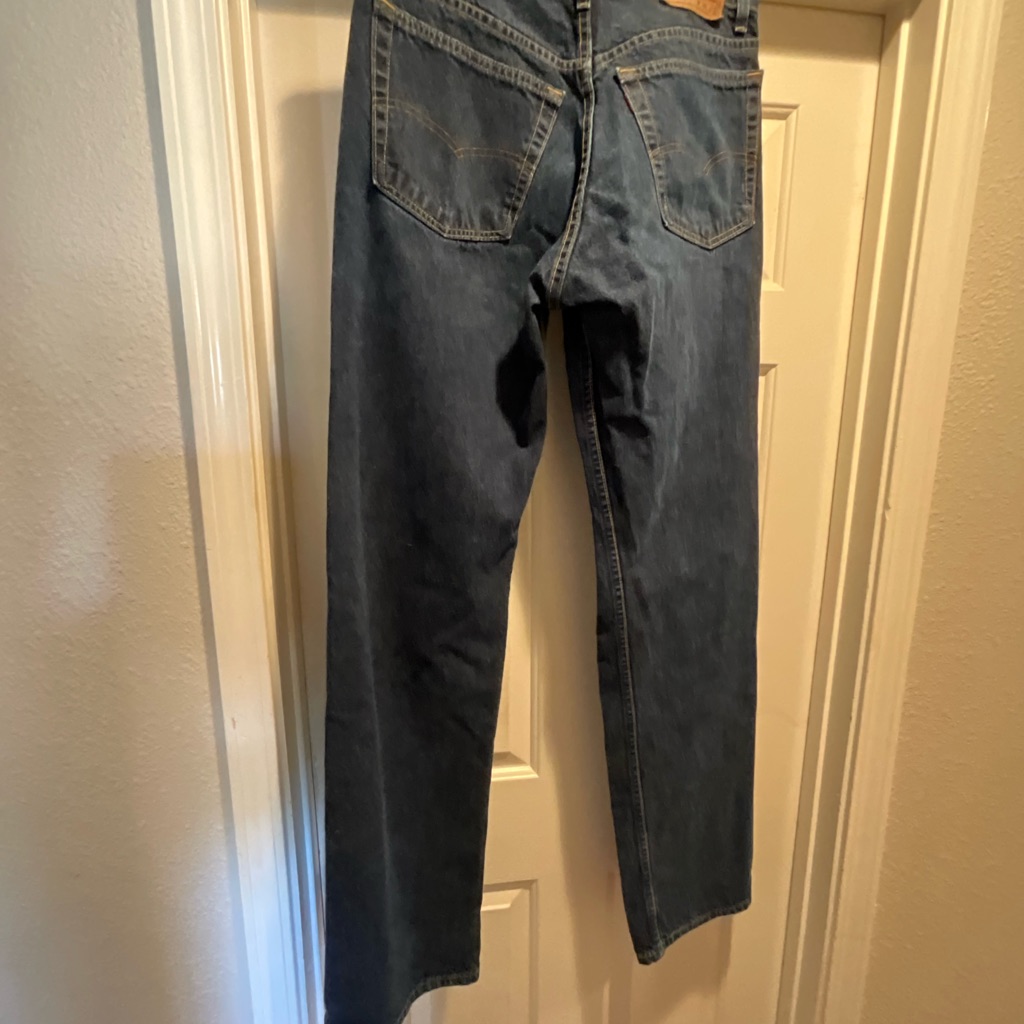 Men’s Levi’s Blue Denim Jeans 519-0217 36x 36.